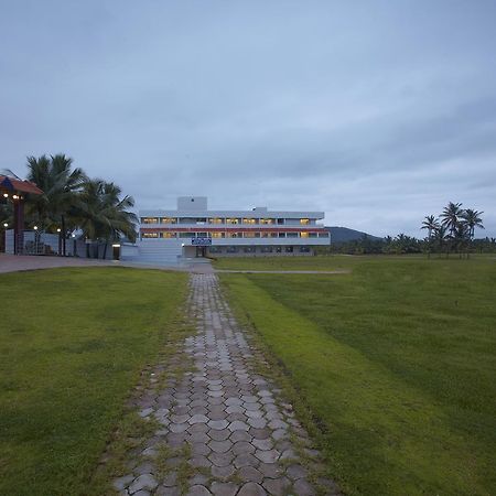 Rns Golf Resort & Nature Cure Centre Māvalli エクステリア 写真