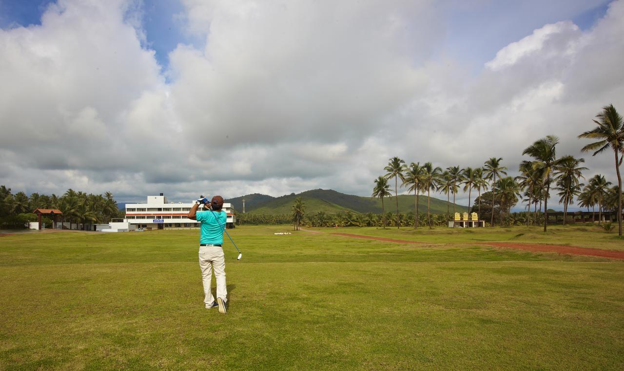 Rns Golf Resort & Nature Cure Centre Māvalli エクステリア 写真