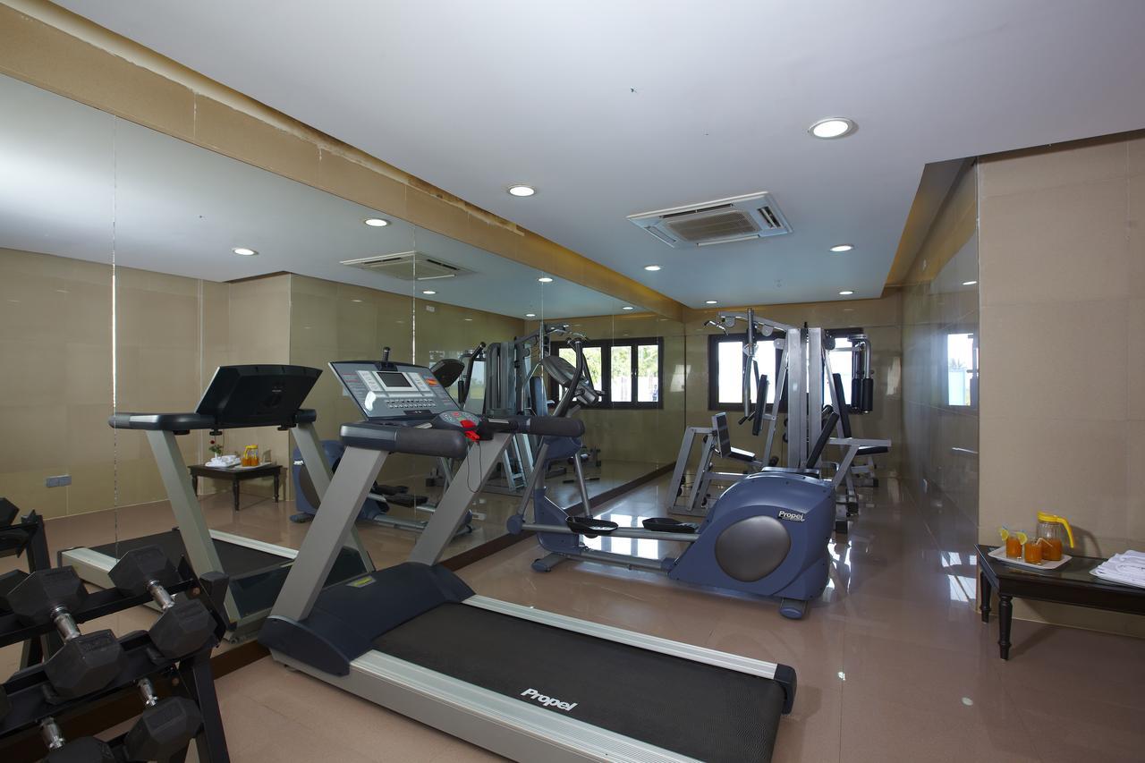 Rns Golf Resort & Nature Cure Centre Māvalli エクステリア 写真